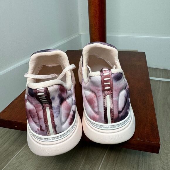 NEW APL Techloom Tracer Training Shoes in Creme/Burgundy/Tie Dye Size 9.5 - Picture 6 of 7